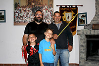 Grupo de jueces y ayudantes del concurso