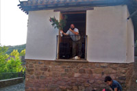 Subastador en plena subasta