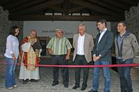 Autoridades para inaugurar