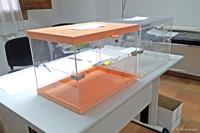 Urnas listas para los votos