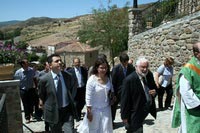 Diversas autoridades en la procesión