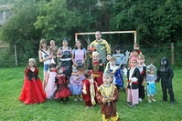 Grupo de participantes en los disfraces