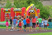 Niños en la gyncana